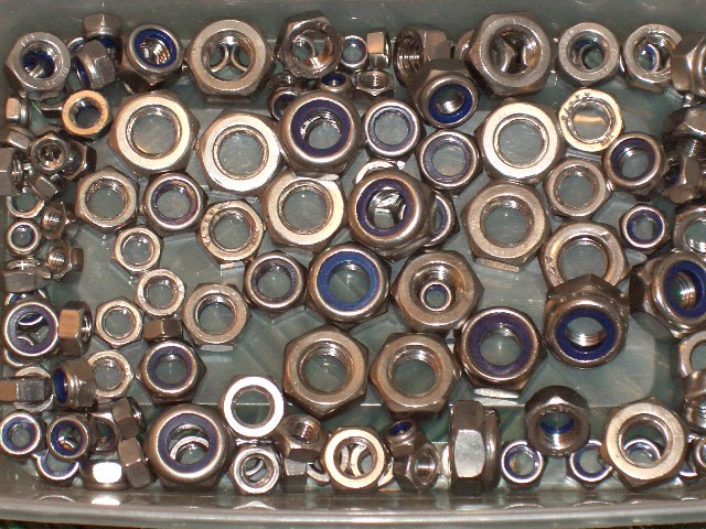 H&H 300g Mixed Zinc Plated Nuts & Washers – M3 To M10 – Nyloc, Full Nuts, Washers – UK